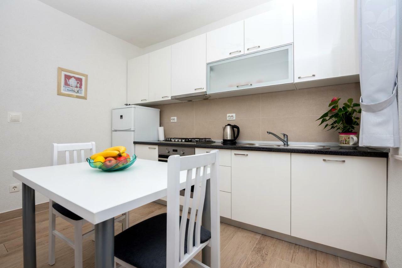 Guest House Rose&Ana Makarska Exterior foto